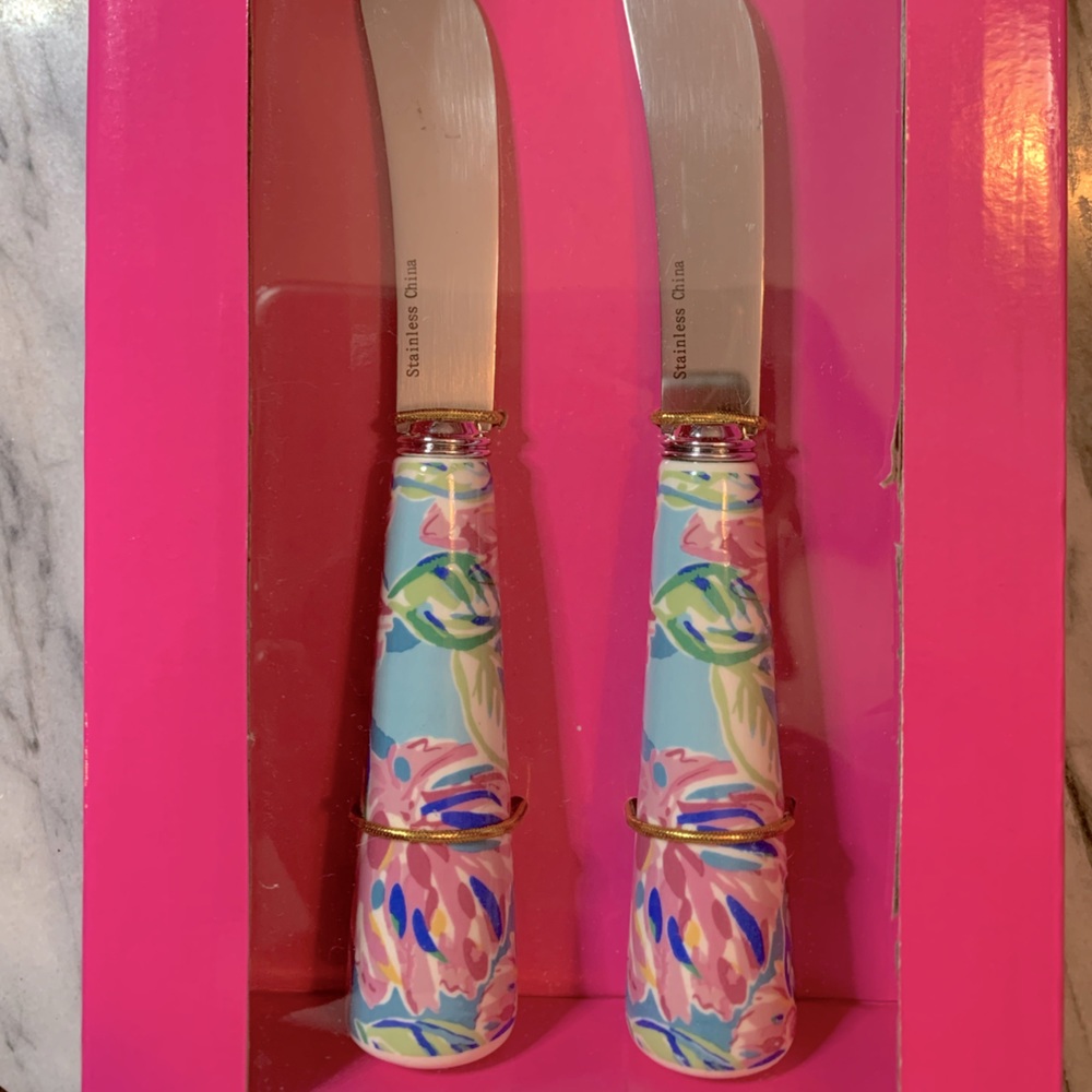 Lily Pulitzer Spreaders